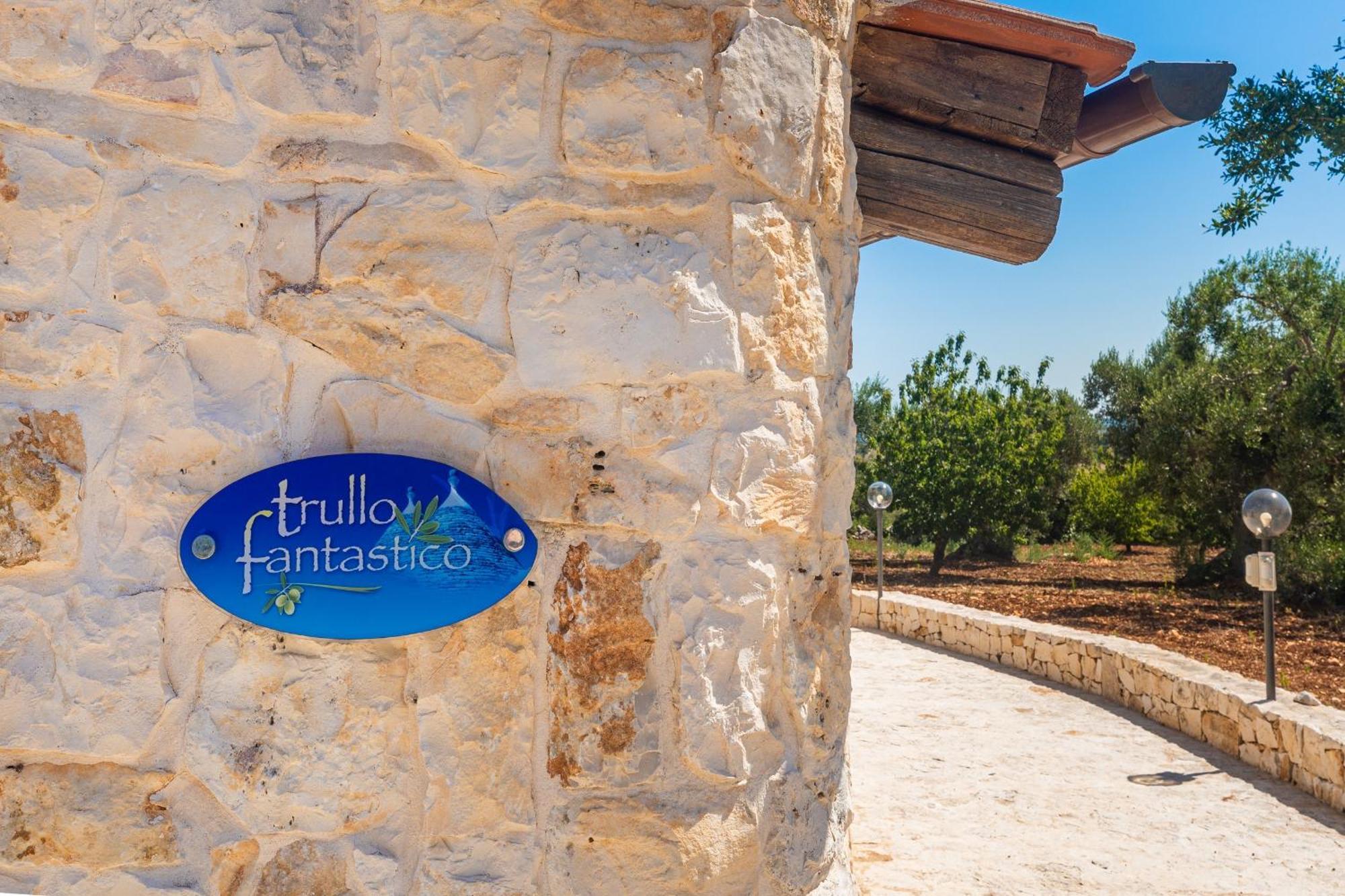 Trullo Fantastico Villa กัสเตลลานา กรอตเต ภายนอก รูปภาพ